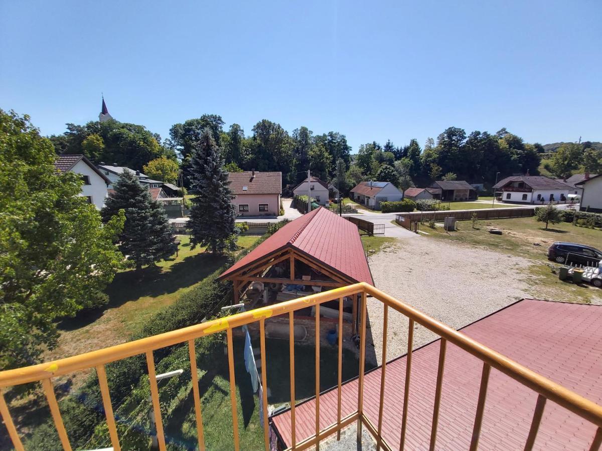 Mill House Apartment And Camping Ljutomer Bagian luar foto
