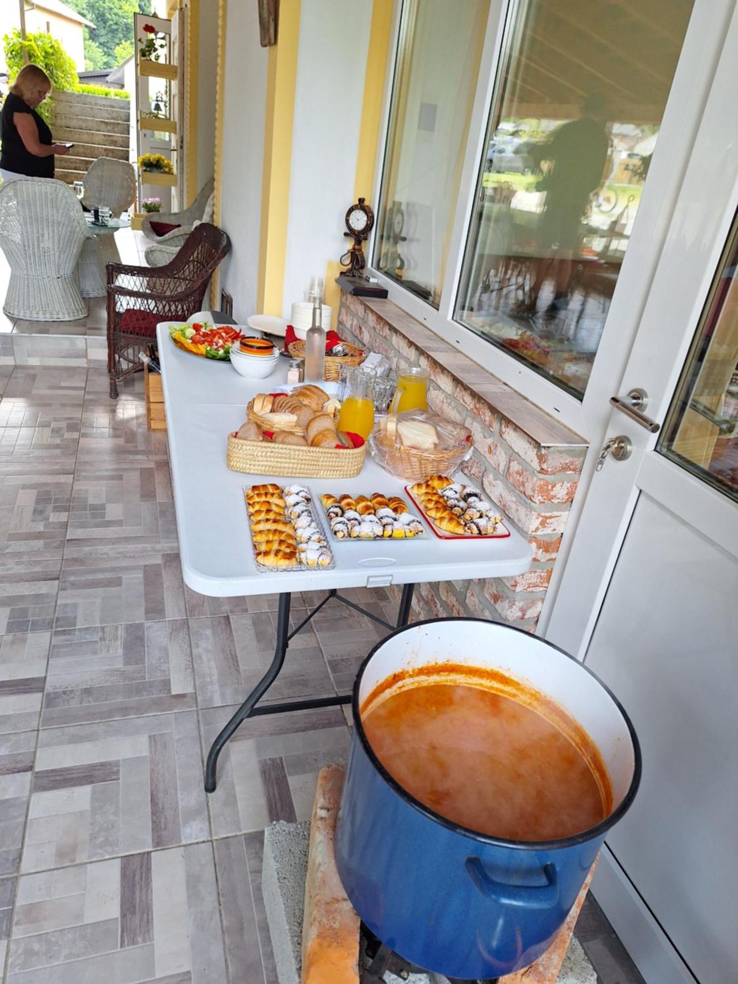 Mill House Apartment And Camping Ljutomer Bagian luar foto