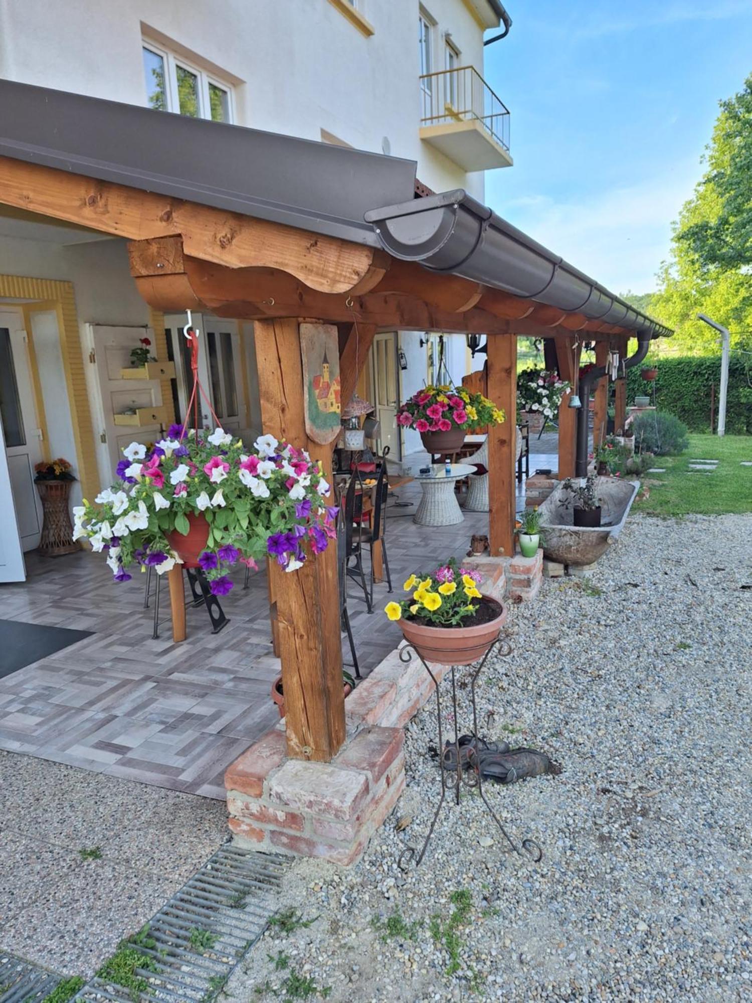Mill House Apartment And Camping Ljutomer Bagian luar foto