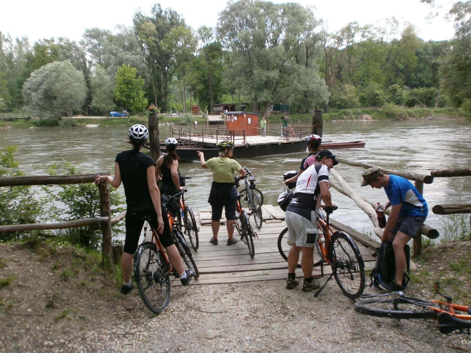 Mill House Apartment And Camping Ljutomer Bagian luar foto