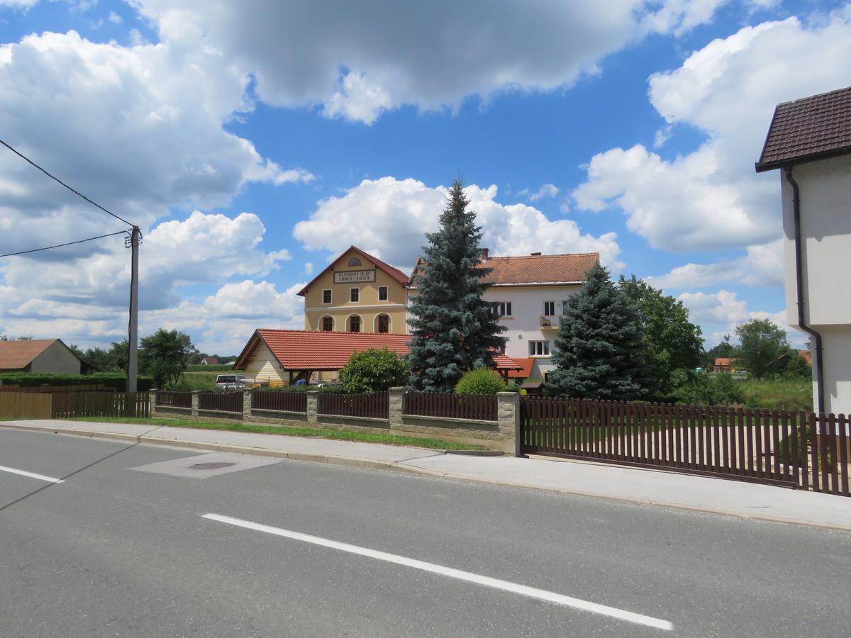Mill House Apartment And Camping Ljutomer Bagian luar foto
