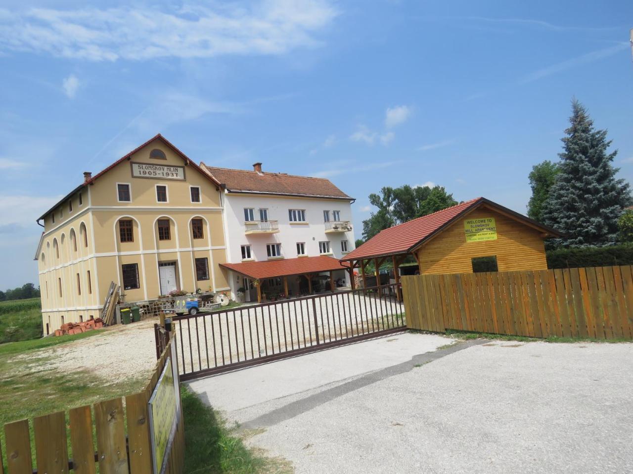 Mill House Apartment And Camping Ljutomer Bagian luar foto